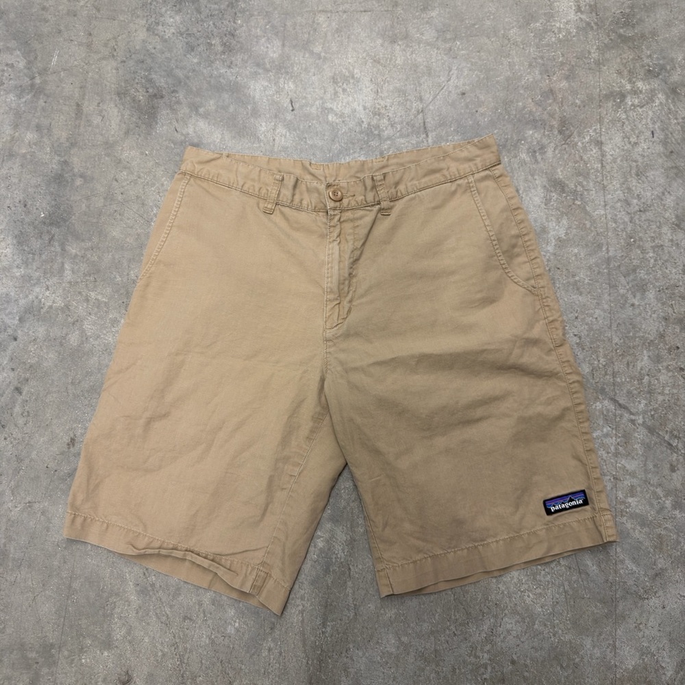 Patagonia Men's Khaki Flat Front Chino Shorts